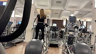 Gym, Public, Reality, Babe