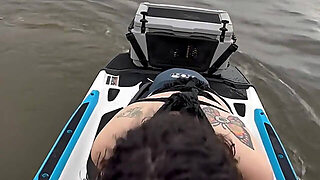 Op Zijn Hondjes, Vastgebonden, Compilatie, Buiten