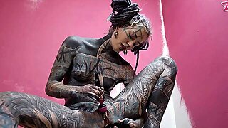 Workwear Ass-Fuck Stretching Solo Jerking Gapes And Squirt