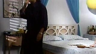 Bunny Bleu And Porsche Lynn Cant Get Enough Of Pussy Eating In This Classic Movie