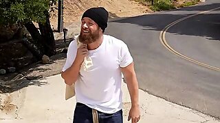 Takaapäin, Huutaa, Tiukka, Luonnollinen