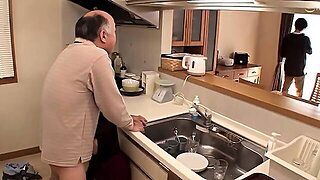 Kotiäiti, Julkinen, Vaimo, Japanilainen