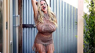 Pullukka, Ulkona, Takaapäin, Luonnollinen