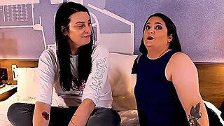 Phoenix And Phoenix In A Hot Lesbian Sex Scene