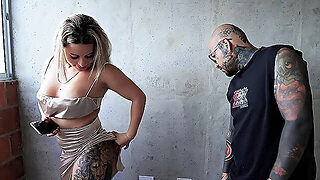 I Check Out That My Recent Neighbour Is A Porn Actor And We End Up Screwing In His Fresh Apartment