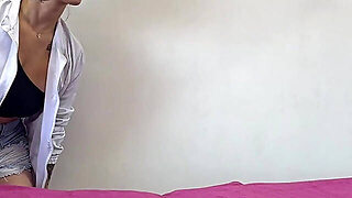 Naughty Professional Masseuse Was Seduced