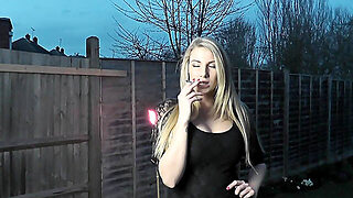 喫煙, 支配, フェムドム, 野外