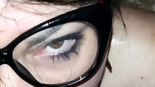 Γερμανικά Μεγάλα Βυζιά, Τουαλετα, Κατουρημα, Λάδι