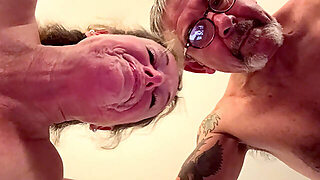 A 4 Patas, Sirvientas, Hotel, Esposa