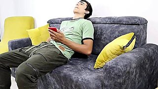 A Ally Came Into My Abode And I Didnt Know Why.