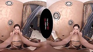 Alyssia Kent In Black Ft. Alyssia Kemt: Blowjob, Cowgirl Missonary Vr Porn