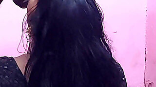 A Mature Woman Refused Sex And I Hugged Her Gently And Had Sex With Her