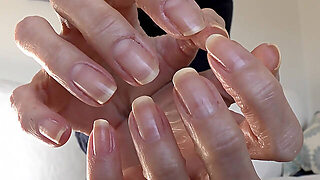 Worship My Beautiful Hands And Play With Yourself! Lady Victoria Valente