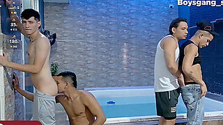 Геи, Бассейн, Оргия, Вебкамера