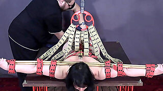 Uralkodás, Megkötözés, Domina, Milf