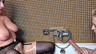 Wet Lesbian Games In Fetish Stockings And Pantyhose