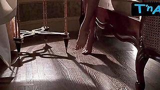 Jennifer Lopez Sexy Scene In Maid In Manhattan