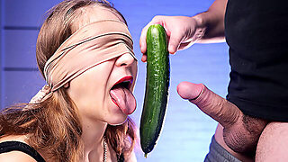 Mesmerizing Blindfold Surprise: Exquisite Deepthroat And Huge Cumshot