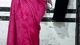 Priya Bhabi Sexy Bath Show