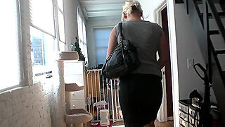 Aughties Naughty Amateur Girl Swallows Huge Load