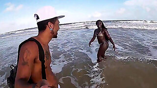 Ranta, Bikinit, 18, Pari