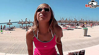 Tysk Amatør, Forført, Genert, Strand