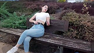 Brunette Babe With Big Booty Shows Off Her Round Ass In Tight Jeans