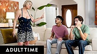 Po Pasje, Dvojna Penetracija, Trojček, Velika Rit