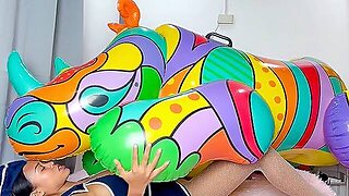 Azafata, Uniforme, Besando, Cabalgando