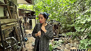 Lola Danger - Sexame Streets Follow That Bird