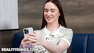 Wc, Ujo, Oppilaitos, Öljytty