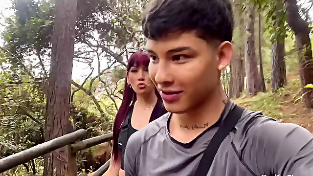 Sucking And Fucking In The Woods