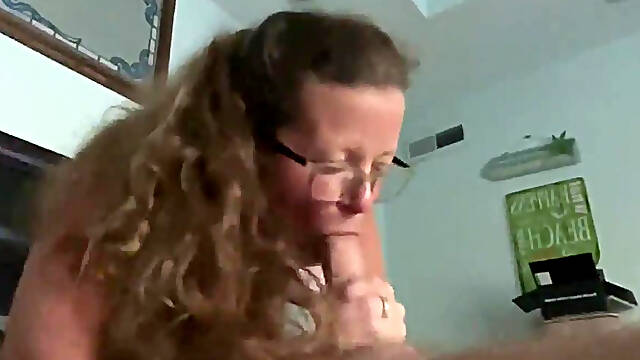 Wife Not Happy Being Recorded But Works It Good Erome720.Mp4