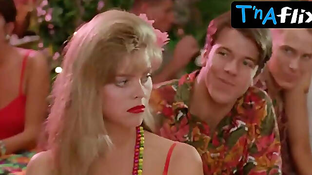 Rachel Griffiths Sexy Scene In Muriels Wedding