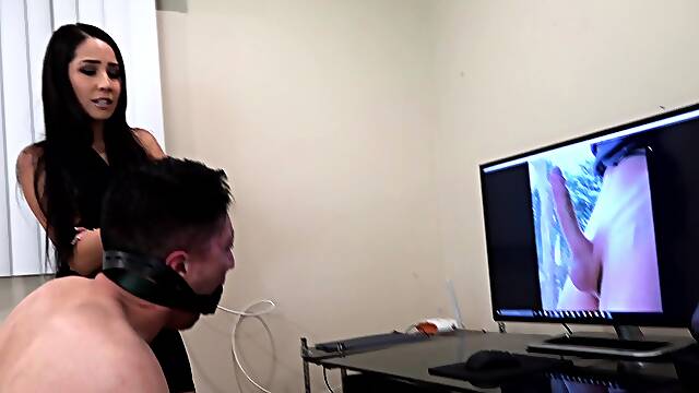 Cfnm Amateur Femdom Milfs Fuck A Guy Hard