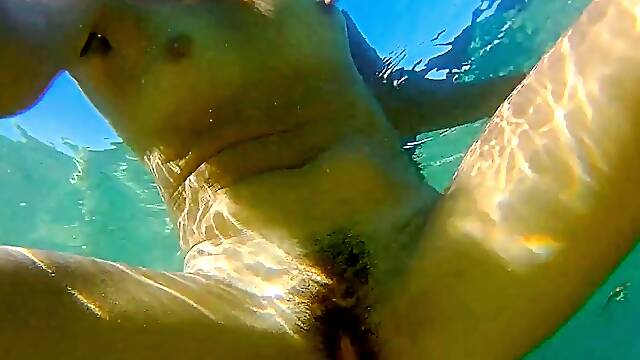 Podvodna, Zunaj, Kosmate, Notranji Izliv