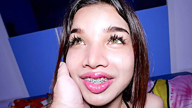 Mladý Holky Anál (18+)