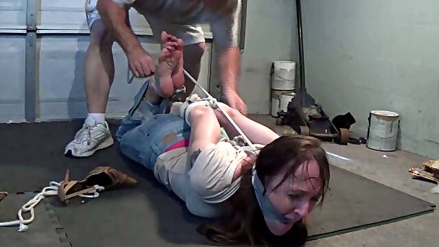 Amateur Teen Babe Pussy Tease