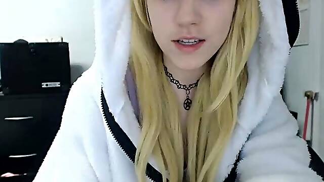 Webcam, Solo, Teen (18+), Blonde
