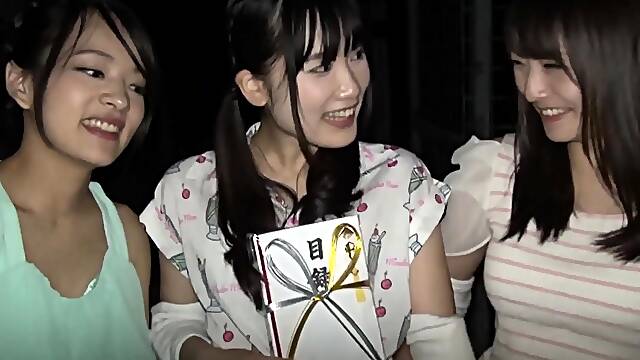 Bikinke, Hlačke, Resničnost, Spodnje Perilo