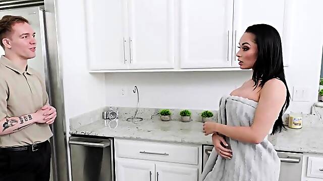 Cuisine, Branlette, Maman Salope, Brunette