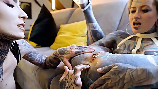 Burlesque Beautys Big Boobs And Strap-On Assfuck