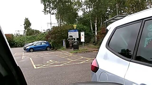 Razkazovanje Jošk V Javnosti, Zunaj