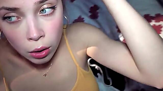 I Got Stuck Under The Bed - This Time My Stepbrother Really Helped Me: Big Tits, Big Ass Blowjob Por