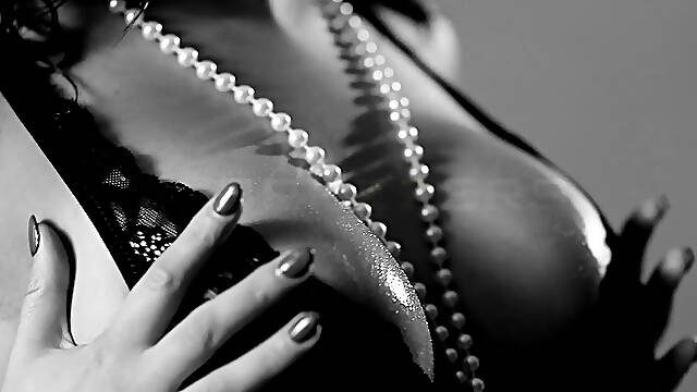 Shoes, Police, French, Erotic