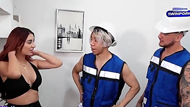 Se Folla Al Obrero Cuando Su Esposo No Esta En Casa