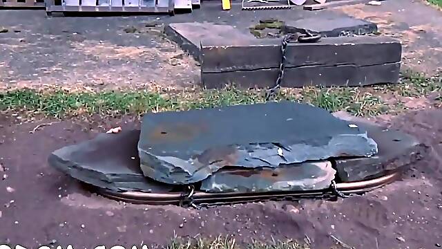 Caged Babe To Give Blowjob