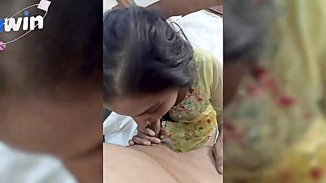 Smooching Bhabhi Ji - Smoking Milf - Astounding Porn!