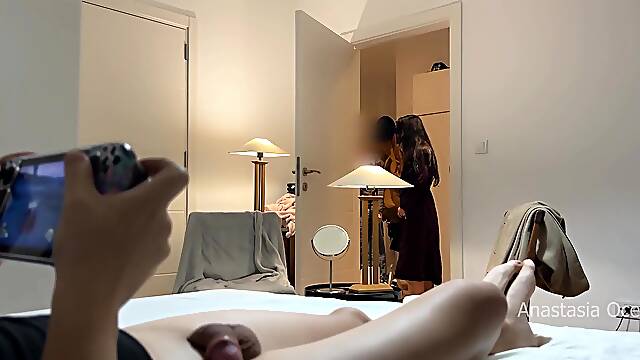 Razkazovanje Jošk V Javnosti, Oblečena Ženska In Nag Moški, Gospodinja, Šeškanje