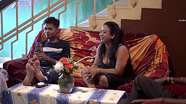 Bhabhi Agree For Sex Party! Amazing Hot Gang Bang Sex